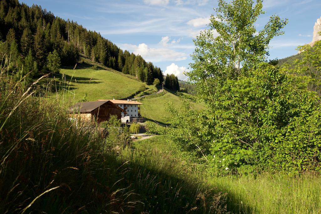 Putzerhof Aparthotel Funes  Exterior photo