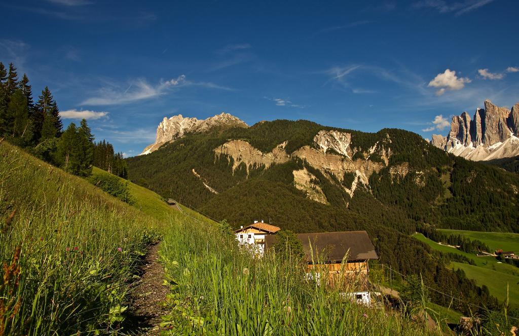 Putzerhof Aparthotel Funes  Exterior photo